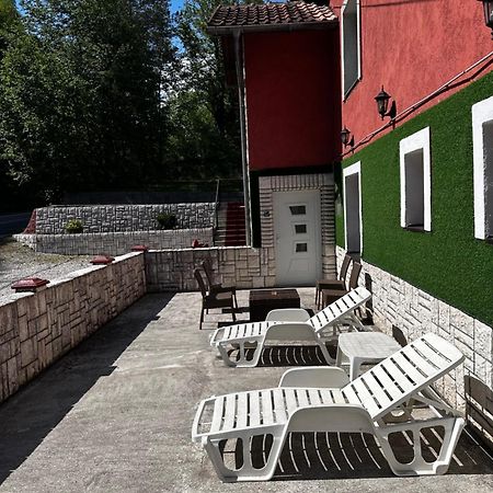 Apart Cobras Jajce Ngoại thất bức ảnh