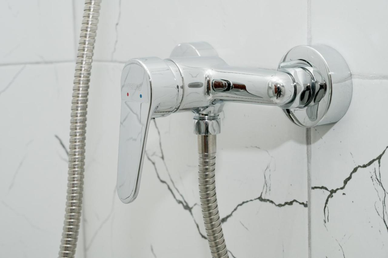 Apart Cobras Jajce Ngoại thất bức ảnh